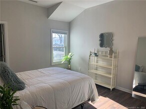 168 Greenwood Ave in Bethel, CT - Building Photo - Building Photo