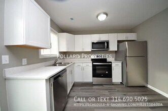 1070 Arlington Way in Warrenton, MO - Building Photo - Building Photo