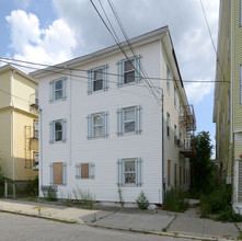 45 Marietta St in Providence, RI - Foto de edificio - Building Photo