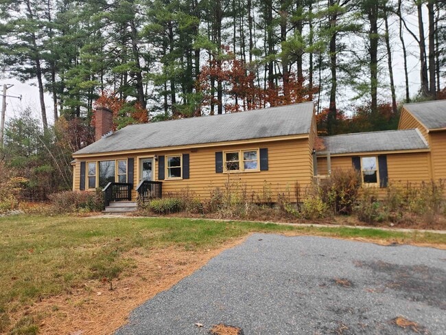 property at 907 W Swanzey Rd