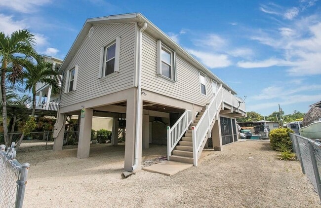 property at 11 Flamingo Rd