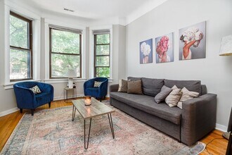 3554 N Wilton Ave in Chicago, IL - Building Photo - Building Photo