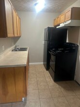 520 Massillon Rd in Akron, OH - Building Photo - Building Photo