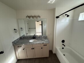 4724 E Lk Cor Dr in Eagle Mountain, UT - Building Photo - Building Photo