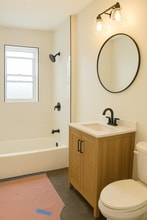 4301 N Drake Ave, Unit 3 in Chicago, IL - Foto de edificio - Building Photo