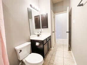 6121 Norwood Mills Ct in League City, TX - Foto de edificio - Building Photo