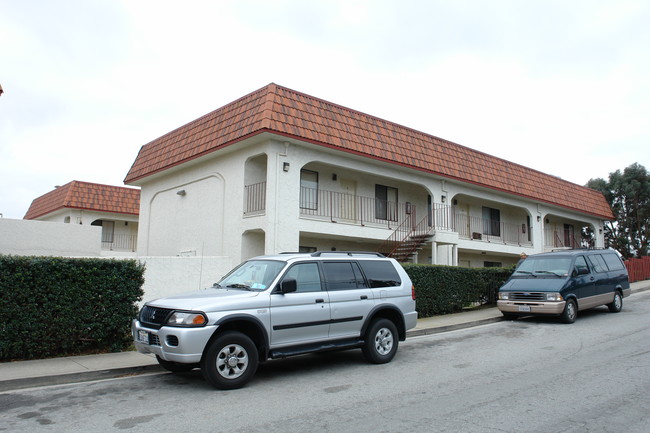 Casa Pacificar Apartments in Marina, CA - Foto de edificio - Building Photo