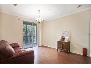 18001 Richmond Pl Dr in Tampa, FL - Building Photo - Building Photo