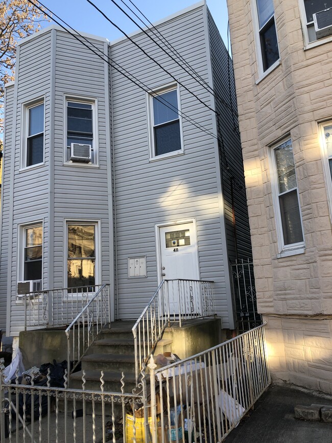 411 22nd St Rentals in Union City, NJ