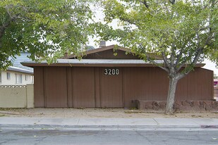 Mountain View Apartments in Las Vegas, NV - Building Photo
