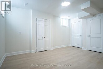118 Fairholme Ave in Toronto, ON - Building Photo - Building Photo