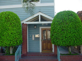 Residential Condonminium in Long Beach, CA - Foto de edificio - Building Photo