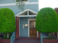 Residential Condonminium in Long Beach, CA - Building Photo - Building Photo