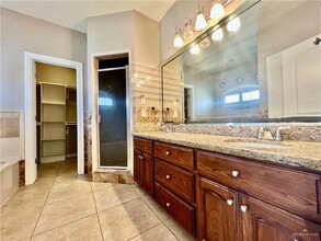 1405 Valencia Ave in Pharr, TX - Building Photo - Building Photo
