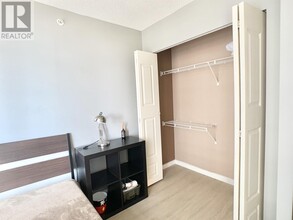 610-1610 Granville St in Vancouver, BC - Building Photo - Building Photo