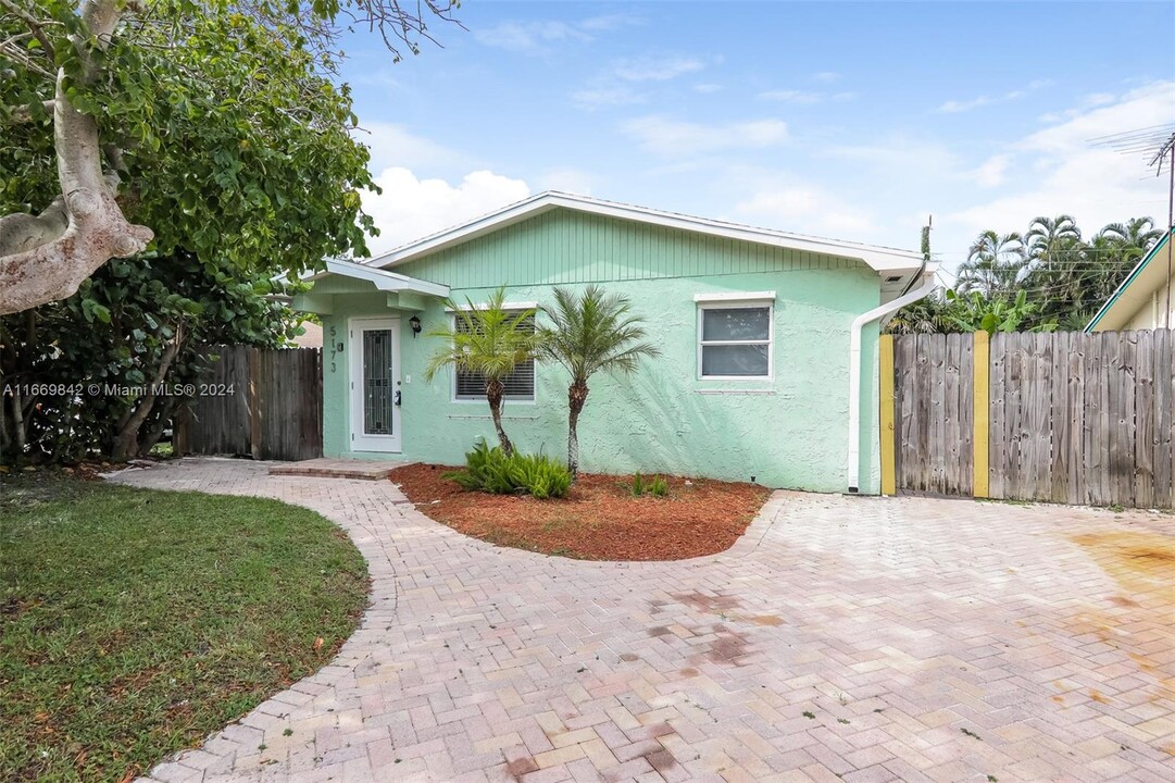 5173 Buchanan Rd in Delray Beach, FL - Building Photo