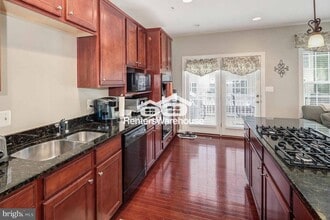 338 Quarterdeck Alley in Annapolis, MD - Building Photo - Building Photo