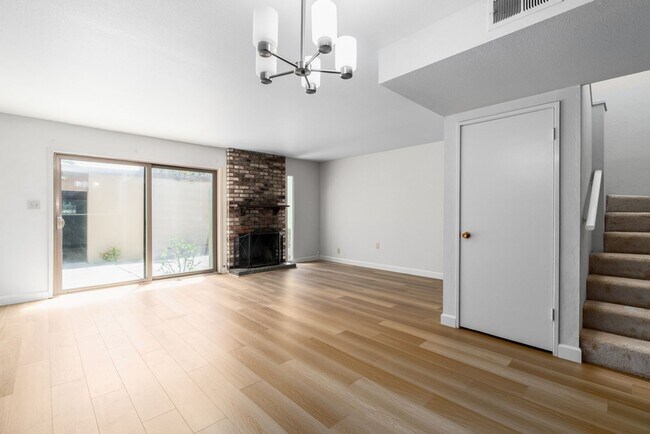 1115 Camino Del Valle-Unit -1115 Camino Del Valle in Alameda, CA - Building Photo - Building Photo