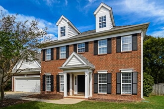 1432 Lockhart Pl NW in Concord, NC - Building Photo - Building Photo