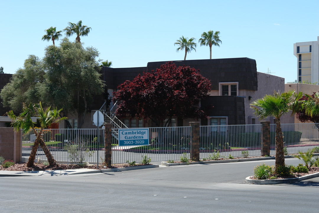 Cambridge Gardens in Las Vegas, NV - Building Photo