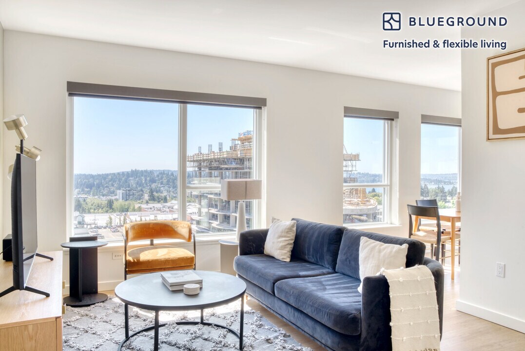 10351 NE 10th St-Unit -FL16-ID476 in Bellevue, WA - Building Photo