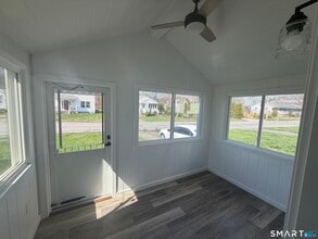65 Roseville St in Fairfield, CT - Building Photo - Building Photo
