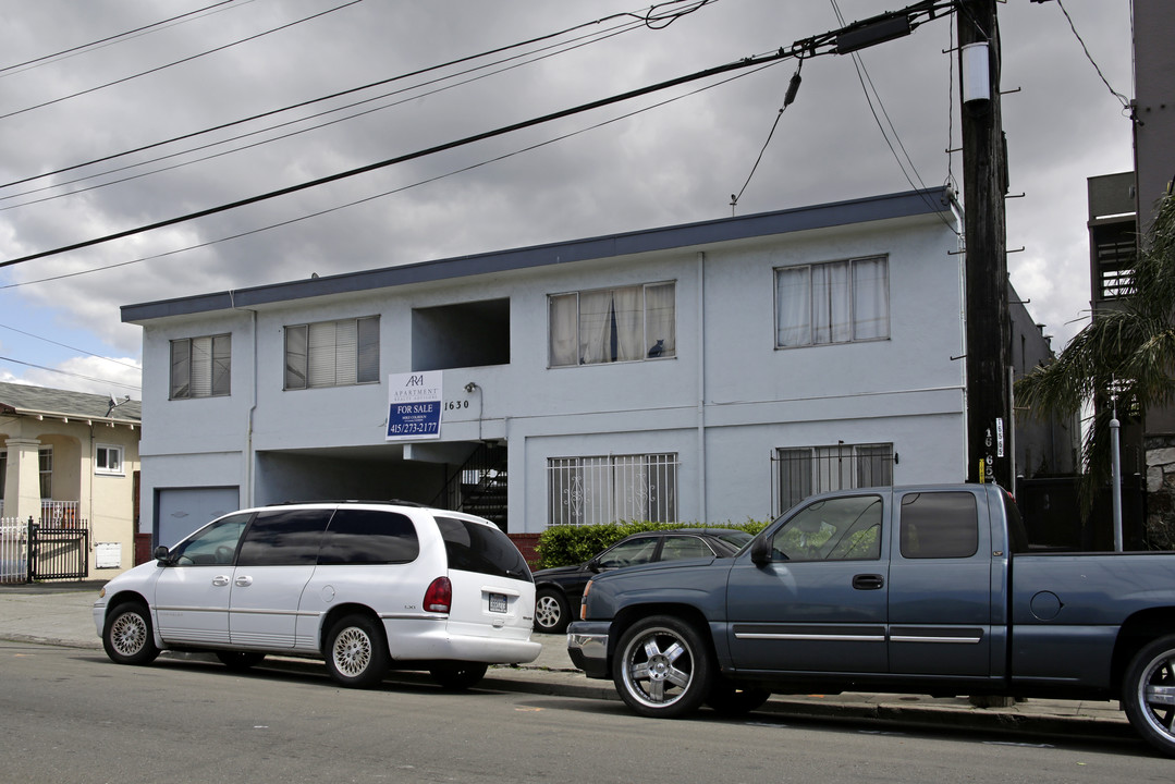 1630 35th Ave in Oakland, CA - Building Photo