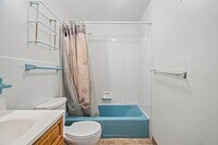 130 Mammoth Rd photo'