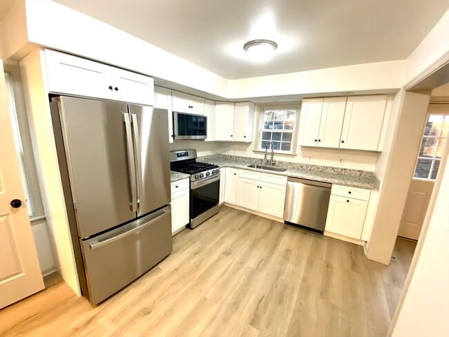 2595 Washington St, Unit #1