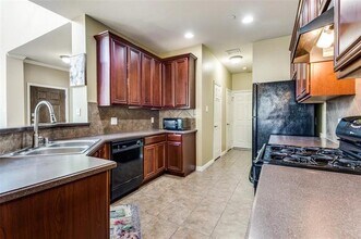 8730 Manhattan Ave in Plano, TX - Building Photo - Building Photo