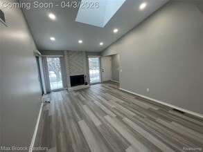 6600 Bellows Ct in West Bloomfield Township, MI - Building Photo - Building Photo