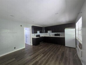 4095 N Andrews Ave in Fort Lauderdale, FL - Building Photo - Building Photo