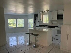 1316 E Gore St in Orlando, FL - Building Photo - Building Photo