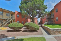 Building Photo - Southview Apartamentos in El Paso, Texas