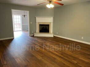 1040 Blairfield Dr in Nashville, TN - Building Photo - Building Photo