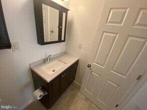 3565 Eagle Ridge Dr in Woodbridge, VA - Building Photo - Building Photo