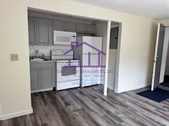 740 Central St in Leominster, MA - Foto de edificio - Building Photo