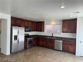 4217 Great Egret Ln in North Las Vegas, NV - Foto de edificio - Building Photo