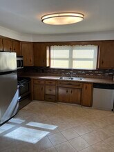 145 Moosic Rd, Unit 1 in Old Forge, PA - Foto de edificio - Building Photo