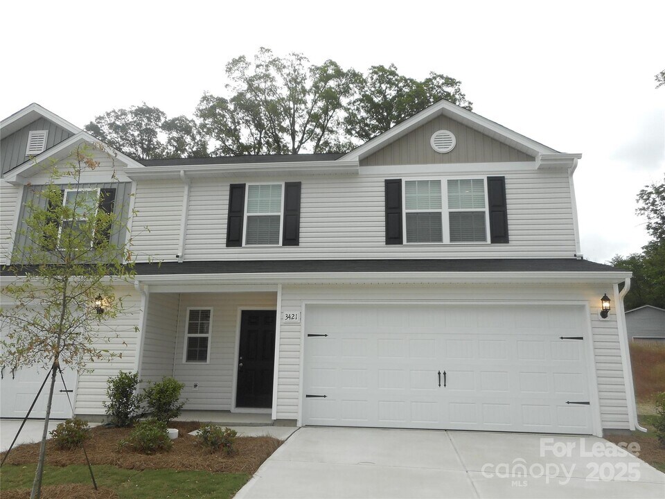3421 Ellingford Rd in Charlotte, NC - Building Photo