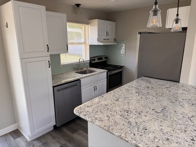 3140 Ashton Rd in Sarasota, FL - Building Photo - Building Photo