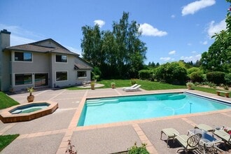 352 Troon Ct in Napa, CA - Building Photo - Building Photo
