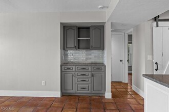 1384 Burgundy Dr in Ft. Myers, FL - Building Photo - Building Photo