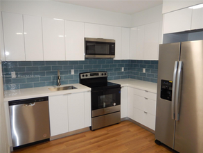 16955 SW 100th Ave-Unit -10 in Miami, FL - Building Photo - Building Photo