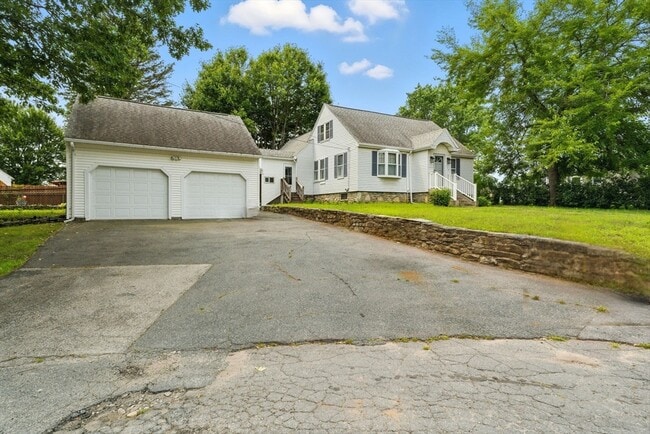 property at 178 Massasoit Rd