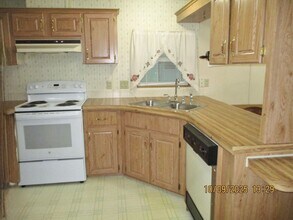 1925 Woodcrest Dr in Ormond Beach, FL - Building Photo - Building Photo