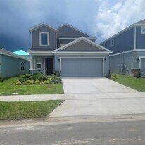 4218 Mountain Laurel Ln in Kissimmee, FL - Building Photo
