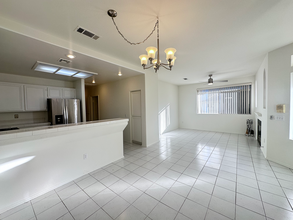 25550 Hemingway Ave in Stevenson Ranch, CA - Building Photo - Building Photo