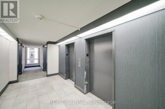 1665 Pickering Pkwy in Pickering, ON - Building Photo - Building Photo