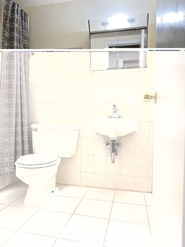 120 Washington St NE, Unit 5 in Leesburg, VA - Building Photo - Building Photo